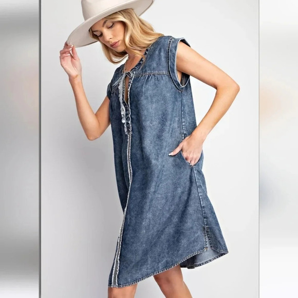 New Easel Washed Denim Blue Jean Dress - Picture 4 of 6